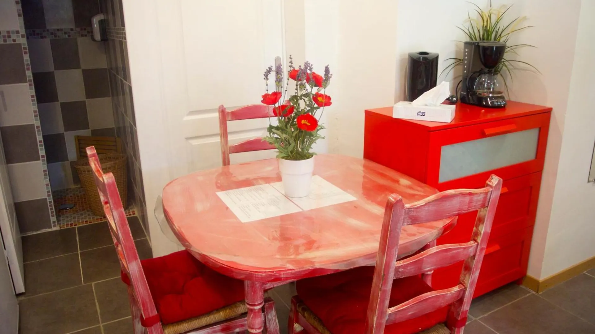 Hotel Les Mimosas 봄레미모사