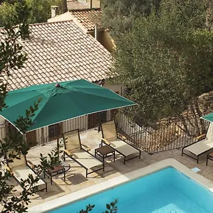 Hotel Du Cigalou - Les Collectionneurs